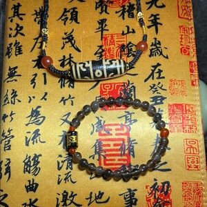 Elegant Black and Gold Beaded Necklace and Bracelet Set